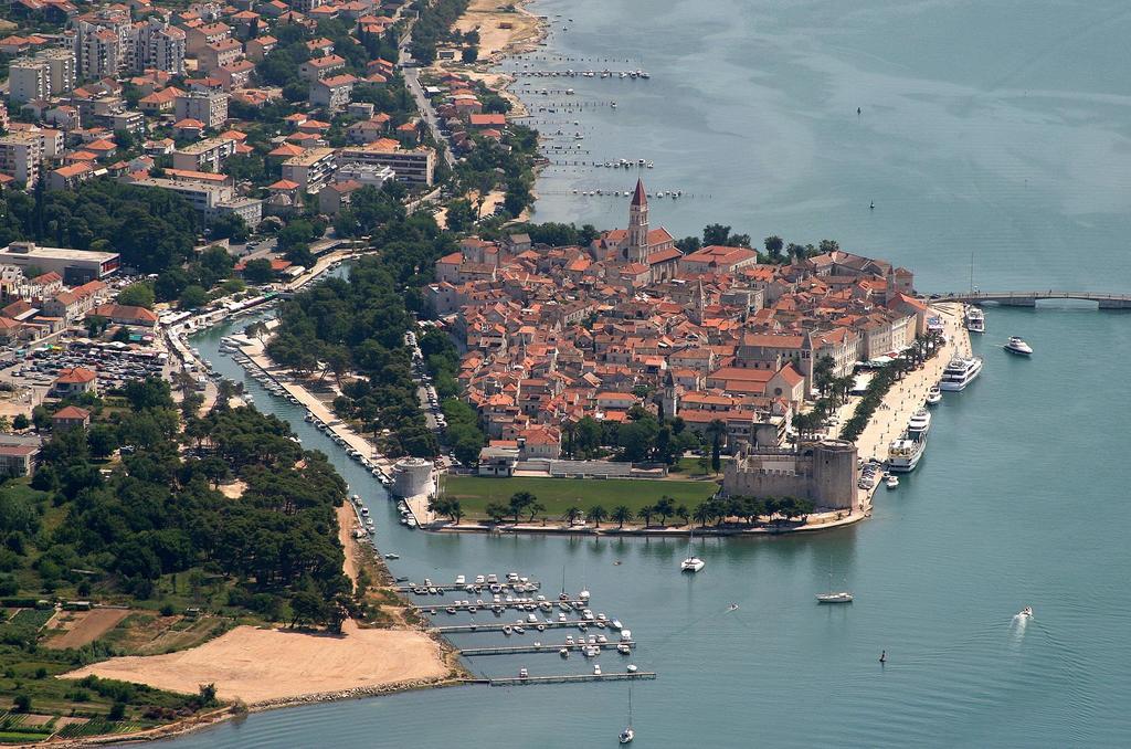 Apartment Fabijanko Oldtown Trogir Zewnętrze zdjęcie
