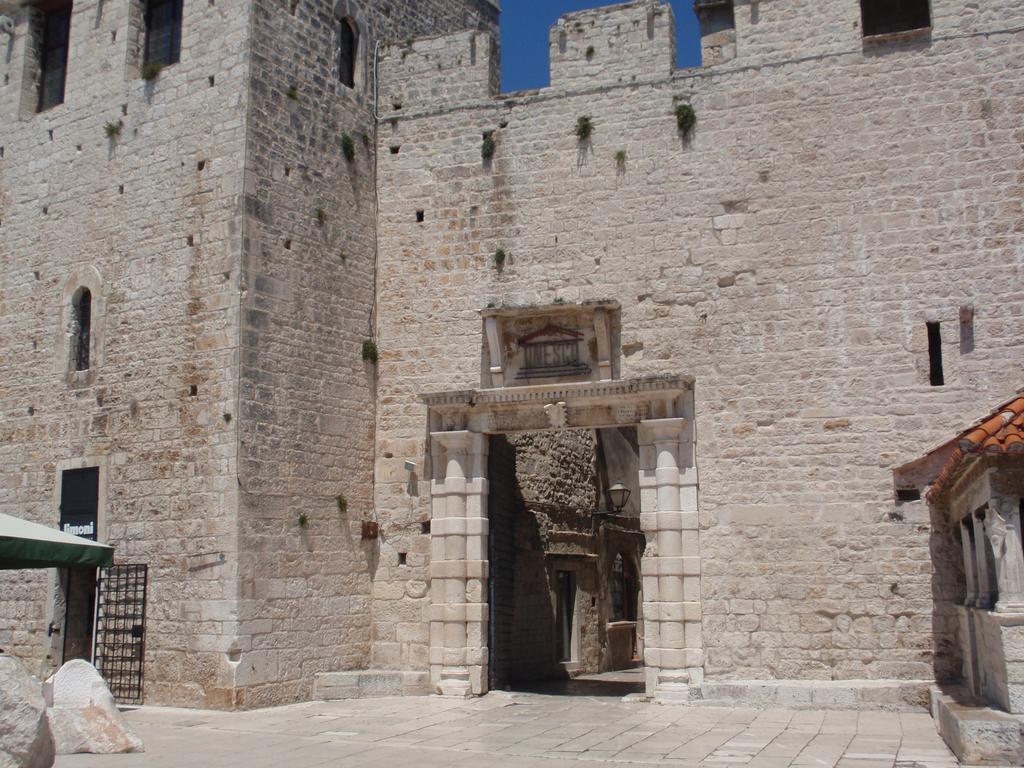 Apartment Fabijanko Oldtown Trogir Zewnętrze zdjęcie